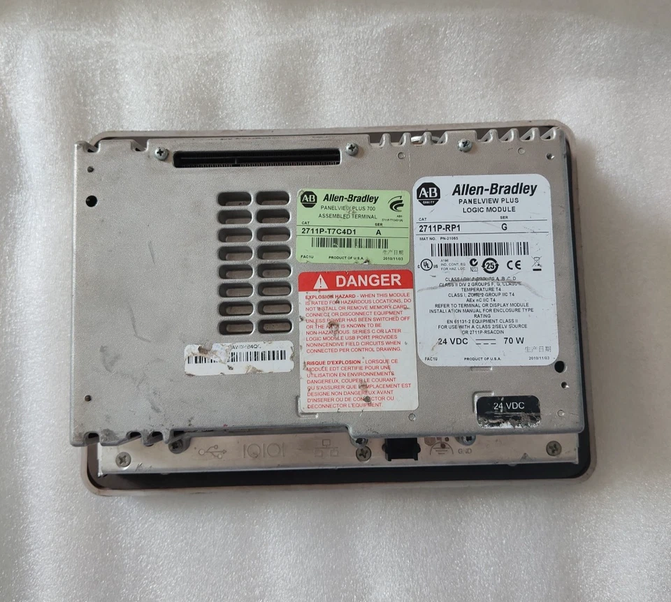 ALLEN BRADLEY PANELVIEW PLUS 700 2711P-RDT7C + 2711P-RP1 LOGIC MODULE FOR PARTS